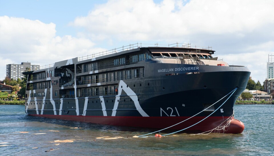 El crucero incorpora un sistema de propulsión híbrido-eléctrico.