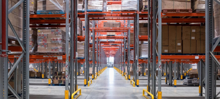 AR Racking optimiza logística con sistema AR PAL de alta densidad